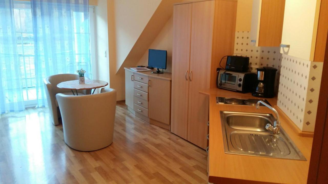 Residenz Moselstausee Sankt Aldegund Εξωτερικό φωτογραφία